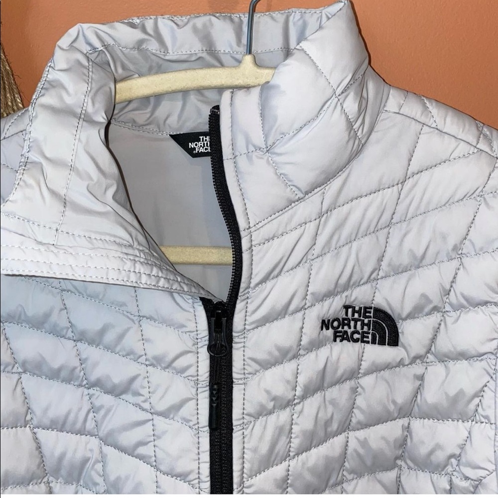 North Face Coat - image 4